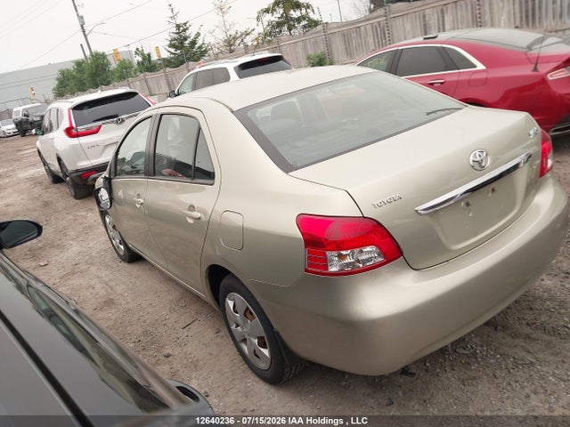 12640236 :رقم المزاد ، JTDBT923371123758 vin ، 2007 Toyota Yaris مزاد بيع