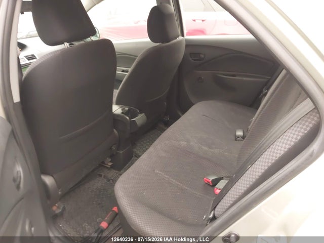 12640236 :رقم المزاد ، JTDBT923371123758 vin ، 2007 Toyota Yaris مزاد بيع