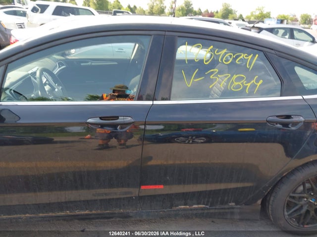 12640241 :رقم المزاد ، 1FA6P0H79E5371844 vin ، 2014 Ford Fusion Se مزاد بيع