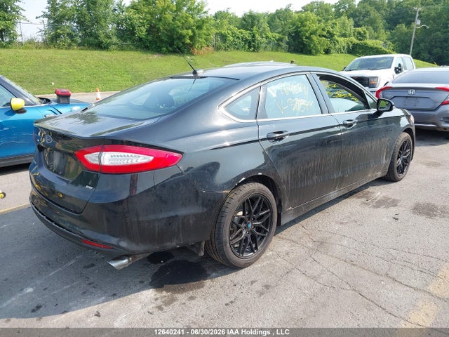 12640241 :رقم المزاد ، 1FA6P0H79E5371844 vin ، 2014 Ford Fusion Se مزاد بيع