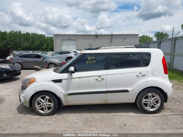 Продажа на аукционе авто 2013 Kia Soul 2u/2u Eco/4u/4u Burner/4u Luxury/4u Retro, vin: KNDJT2A61D7542120, номер лота: 12640253