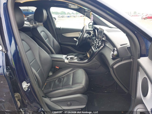 12640257 :رقم المزاد ، WDC0G4KB4HV000402 vin ، 2017 Mercedes-benz Glc 300 4matic مزاد بيع
