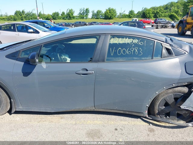 JTDACACU5P3006983 Toyota Prius Prime Se