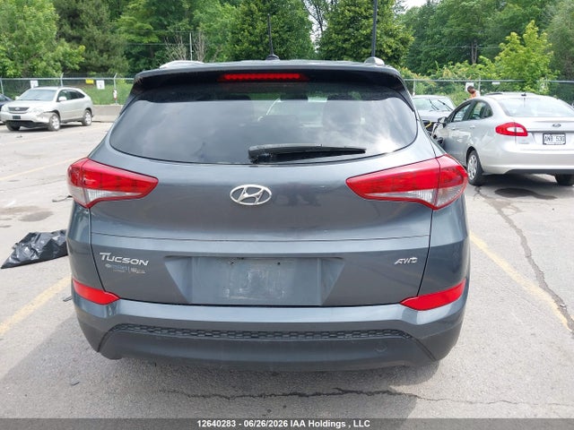 2017 Hyundai Tucson Premium მანქანა იყიდება აუქციონზე, vin: KM8J3CA42HU298811, აუქციონის ნომერი: 12640283