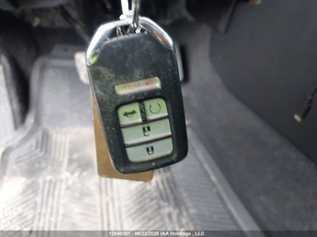 2019 Honda Insight მანქანა იყიდება აუქციონზე, vin: 19XZE4F70KE400512, აუქციონის ნომერი: 12640301