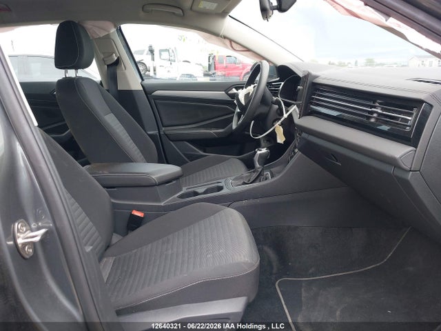 2025 Volkswagen Jetta Trendline მანქანა იყიდება აუქციონზე, vin: 3VWCX7BUXSM077943, აუქციონის ნომერი: 12640321