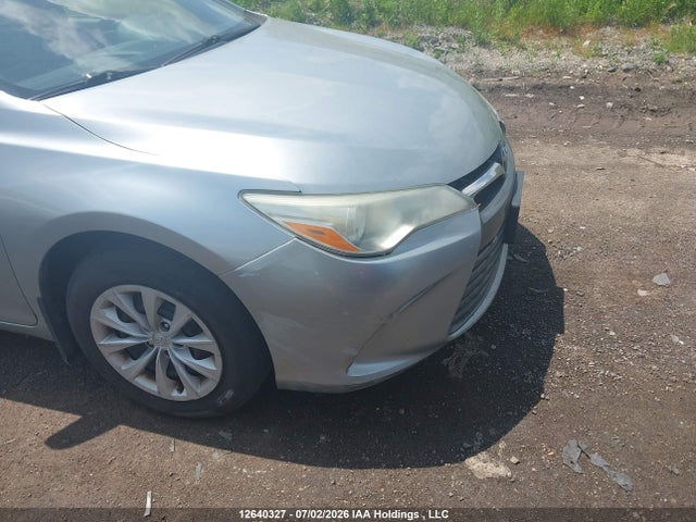 2015 Toyota Camry Le/xle/se/xse მანქანა იყიდება აუქციონზე, vin: 4T1BF1FK7FU927466, აუქციონის ნომერი: 12640327