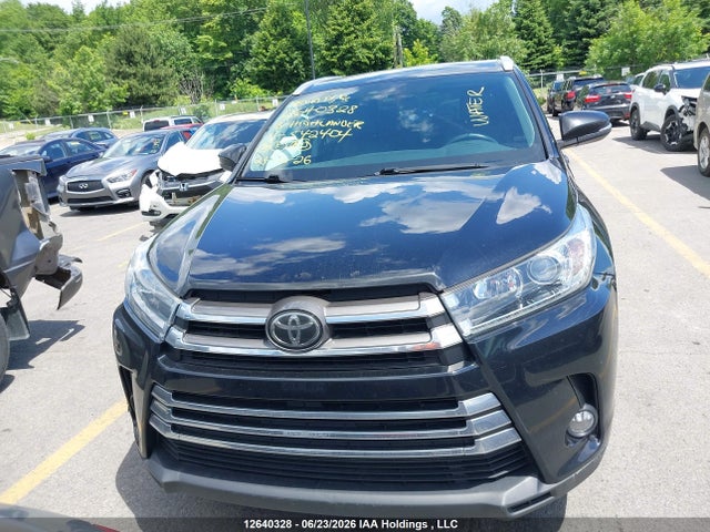 Toyota Highlander Xle 2018 5TDJZRFH0JS542404 Image 11