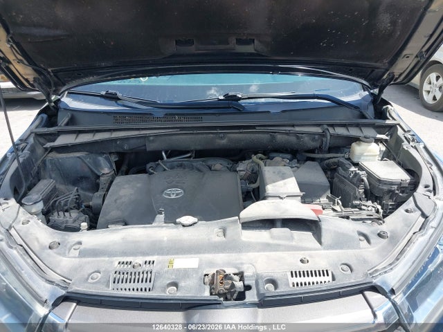 Toyota Highlander Xle 2018 5TDJZRFH0JS542404 Image 9