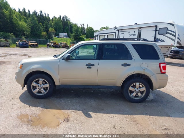 12640342 :رقم المزاد ، 1FMCU9DG1BKA95006 vin ، 2011 Ford Escape مزاد بيع