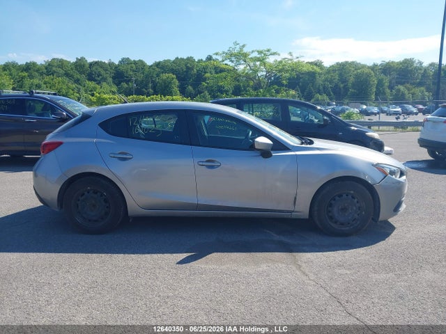 3MZBM1K77FM161025 Mazda MAZDA3