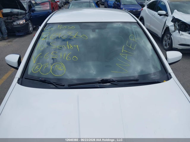 2010 Nissan Sentra 2.0/2.0s/sr/2.0sl მანქანა იყიდება აუქციონზე, vin: 3N1AB6AP3AL651160, აუქციონის ნომერი: 12640360