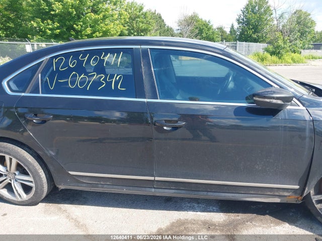2012 Volkswagen Passat Sel მანქანა იყიდება აუქციონზე, vin: 1VWCH7A37CC007342, აუქციონის ნომერი: 12640411