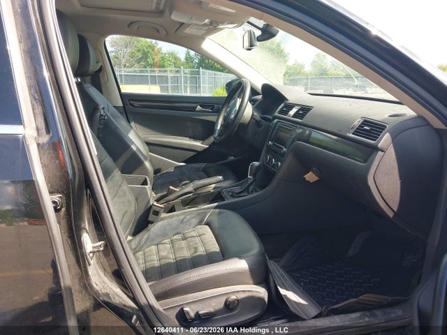 2012 Volkswagen Passat Sel მანქანა იყიდება აუქციონზე, vin: 1VWCH7A37CC007342, აუქციონის ნომერი: 12640411
