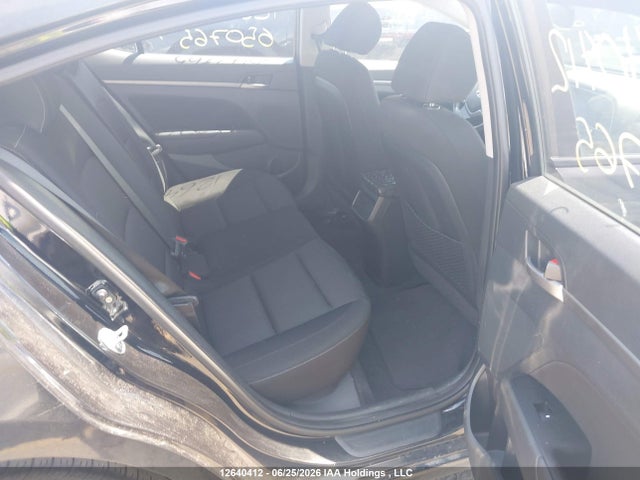 Hyundai ELANTRA GL 2018 KMHD84LF6JU650765 Image 8