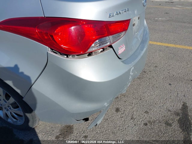 12640461 :رقم المزاد ، 5NPDH4AE4CH077876 vin ، 2012 Hyundai Elantra مزاد بيع