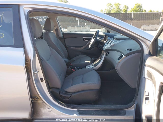 12640461 :رقم المزاد ، 5NPDH4AE4CH077876 vin ، 2012 Hyundai Elantra مزاد بيع