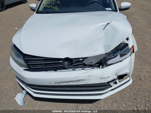 Продажа на аукционе авто 2015 Volkswagen Jetta 2.0l Trendline/2.0l Trendline+, vin: 3VW2K7AJ2FM354625, номер лота: 12640462