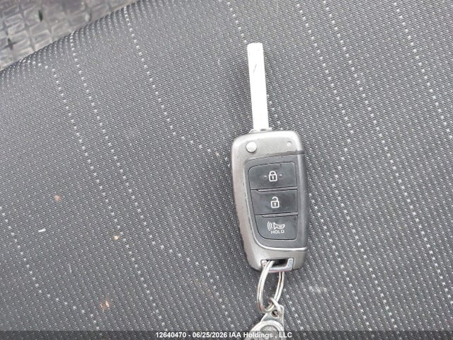 Продажа на аукционе авто 2021 Hyundai Venue Essential Auto Ivt, vin: KMHRB8A37MU069898, номер лота: 12640470