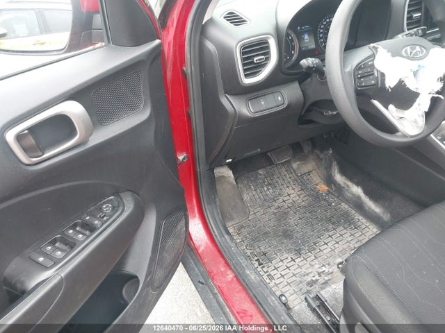 Продажа на аукционе авто 2021 Hyundai Venue Essential Auto Ivt, vin: KMHRB8A37MU069898, номер лота: 12640470