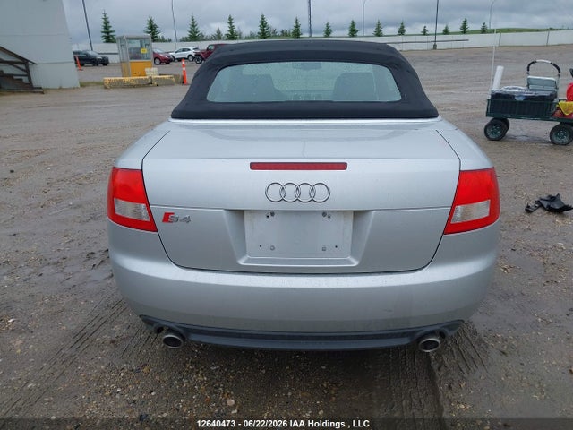 2005 Audi S4 მანქანა იყიდება აუქციონზე, vin: WUARL48H05K902081, აუქციონის ნომერი: 12640473