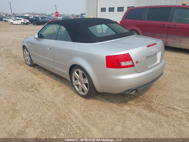 2005 Audi S4 მანქანა იყიდება აუქციონზე, vin: WUARL48H05K902081, აუქციონის ნომერი: 12640473