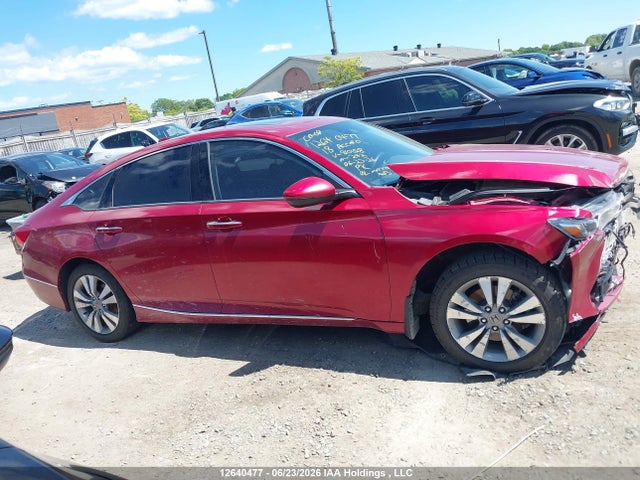 Продаж на аукціоні авто 2018 Honda Accord Touring, vin: 1HGCV1F98JA810158, номер лоту: 12640477