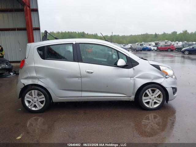 2015 Chevrolet Spark 1lt Cvt მანქანა იყიდება აუქციონზე, vin: KL8CD6S93FC766479, აუქციონის ნომერი: 12640482