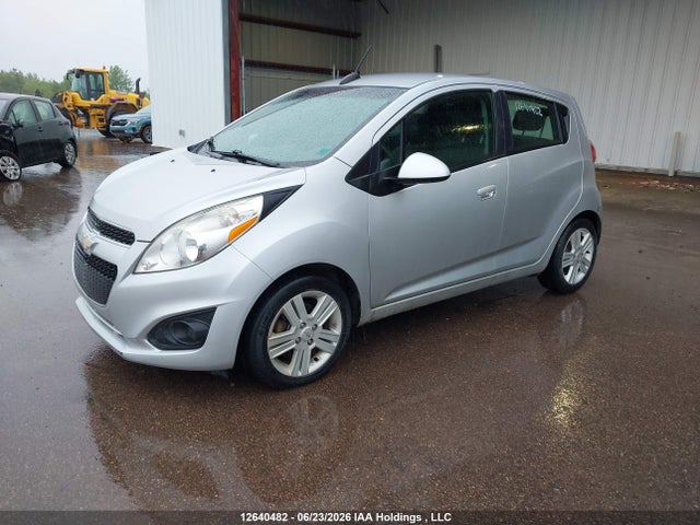 2015 Chevrolet Spark 1lt Cvt მანქანა იყიდება აუქციონზე, vin: KL8CD6S93FC766479, აუქციონის ნომერი: 12640482