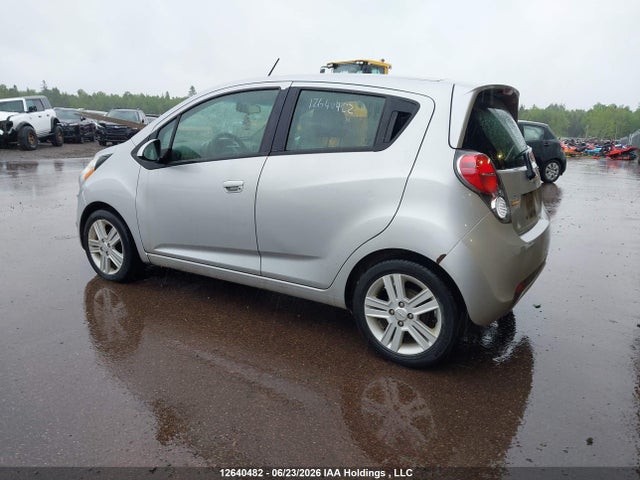 2015 Chevrolet Spark 1lt Cvt მანქანა იყიდება აუქციონზე, vin: KL8CD6S93FC766479, აუქციონის ნომერი: 12640482