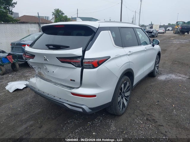 2025 Mitsubishi Outlander Le S-awc/se S-awc/sel S-awc მანქანა იყიდება აუქციონზე, vin: JA4J4VA82SZ613997, აუქციონის ნომერი: 12640483