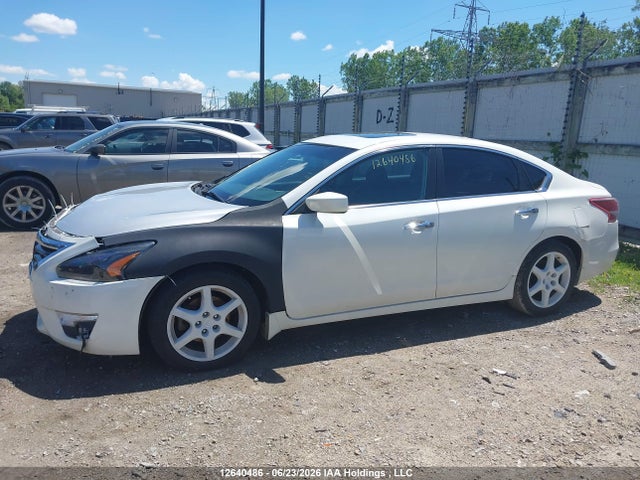 2013 Nissan Altima 2.5/2.5 S/2.5 Sl/2.5 Sv მანქანა იყიდება აუქციონზე, vin: 1N4AL3AP8DN417101, აუქციონის ნომერი: 12640486