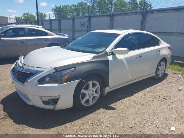 2013 Nissan Altima 2.5/2.5 S/2.5 Sl/2.5 Sv მანქანა იყიდება აუქციონზე, vin: 1N4AL3AP8DN417101, აუქციონის ნომერი: 12640486