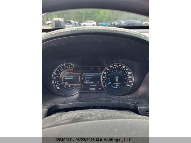 12640517 :رقم المزاد ، 1FM5K8HT3HGC96983 vin ، 2017 Ford Explorer Platinum مزاد بيع