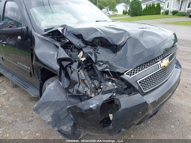 12640544 :رقم المزاد ، 1GNSKJE78CR227801 vin ، 2012 Chevrolet Suburban K1500 Lt مزاد بيع