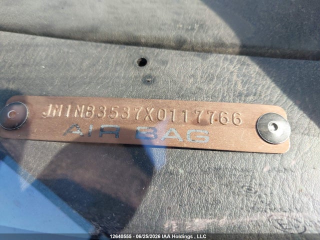 12640555 :رقم المزاد ، JM1NB3537X0117766 vin ، 1999 Mazda Miata مزاد بيع