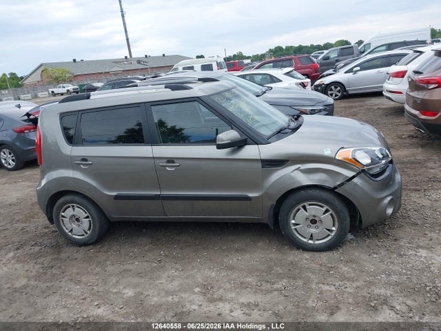 12640558 :رقم المزاد ، KNDJT2A62C7397474 vin ، 2012 Kia Soul مزاد بيع