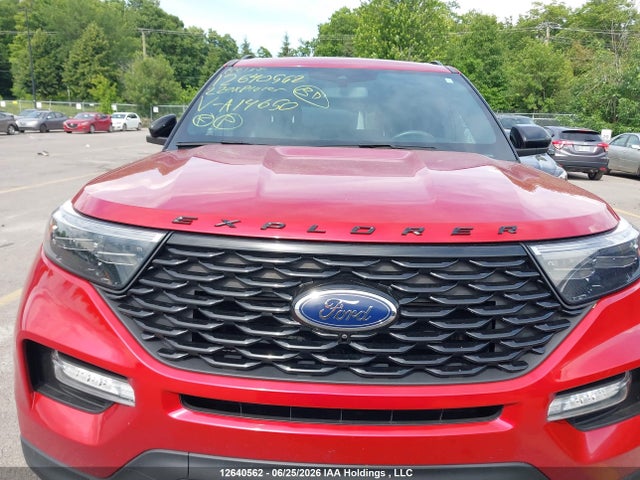 Продажа на аукционе авто 2022 Ford Explorer, vin: 1FMSK8KHXNGA14650, номер лота: 12640562