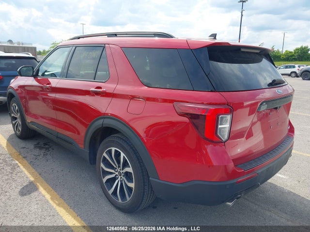 Продажа на аукционе авто 2022 Ford Explorer, vin: 1FMSK8KHXNGA14650, номер лота: 12640562