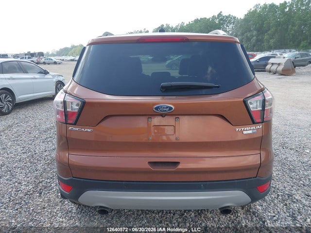 1FMCU9J9XHUD32269 Ford Escape Titanium