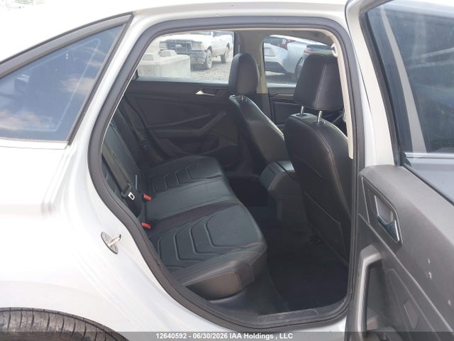 12640592 :رقم المزاد ، 3VWG57BU7KM007775 vin ، 2019 Volkswagen Jetta Sel Premium مزاد بيع