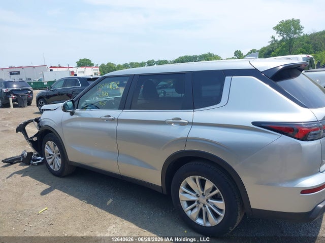 Продаж на аукціоні авто 2025 Mitsubishi Outlander Es, vin: JA4J4UA87SZ626559, номер лоту: 12640626
