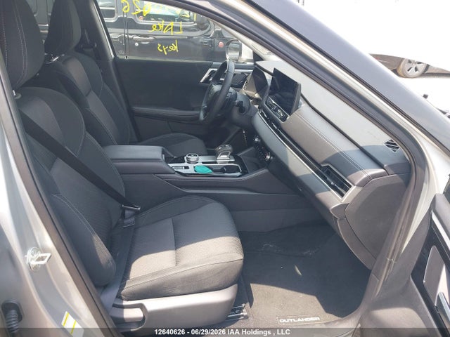 Продаж на аукціоні авто 2025 Mitsubishi Outlander Es, vin: JA4J4UA87SZ626559, номер лоту: 12640626