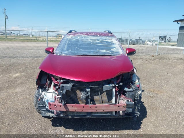 Toyota RAV4 LE 2018 2T3BFREV5JW798136 Image 13