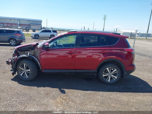 Toyota RAV4 LE 2018 2T3BFREV5JW798136 Image 15