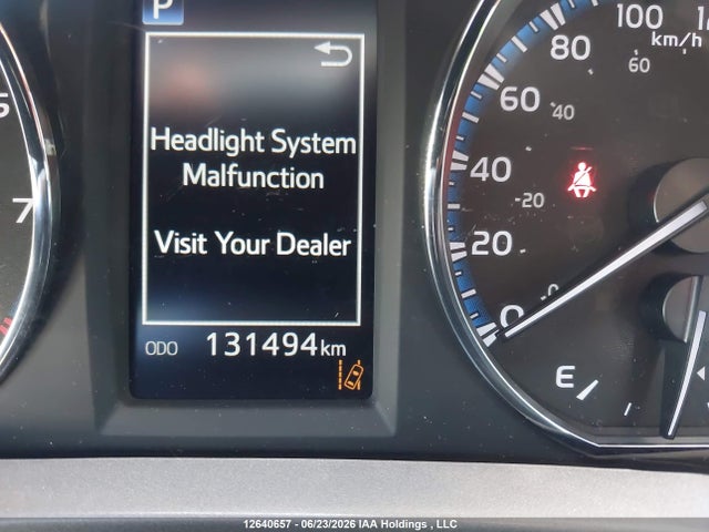 Toyota RAV4 LE 2018 2T3BFREV5JW798136 Image 16