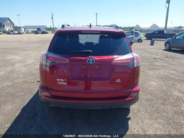 Toyota RAV4 LE 2018 2T3BFREV5JW798136 Image 17