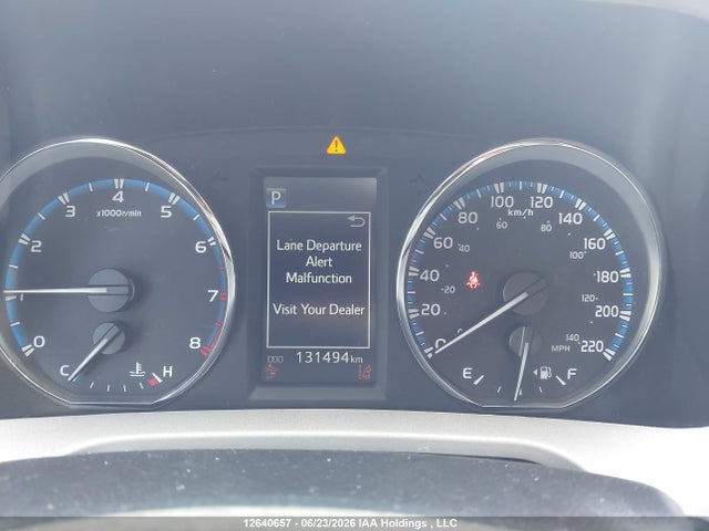 Toyota RAV4 LE 2018 2T3BFREV5JW798136 Image 7