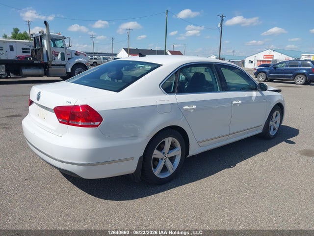 Продаж на аукціоні авто 2013 Volkswagen Passat Se, vin: 1VWBN7A37DC015768, номер лоту: 12640660