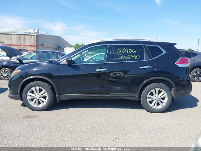 12640661 :رقم المزاد ، 5N1AT2MV4FC845790 vin ، 2015 Nissan Rogue S/sl/sv مزاد بيع